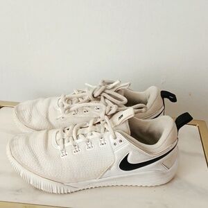 Nike Women's Zoom HyperAce 2 Volleyball Shoes Size 7